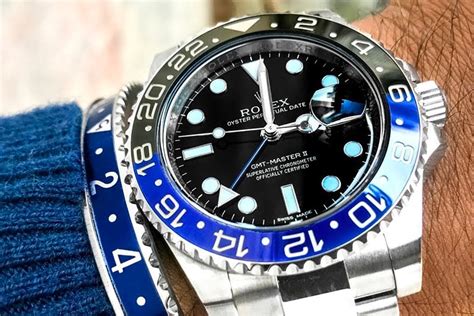 rolex gmt batman prezzo di listino|rolex batman accesso.